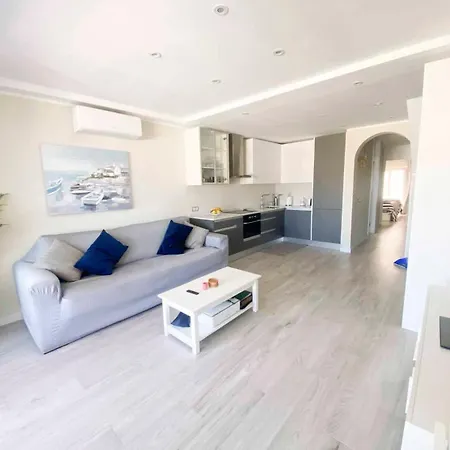 Adeje Paradise Luxury Apartament *